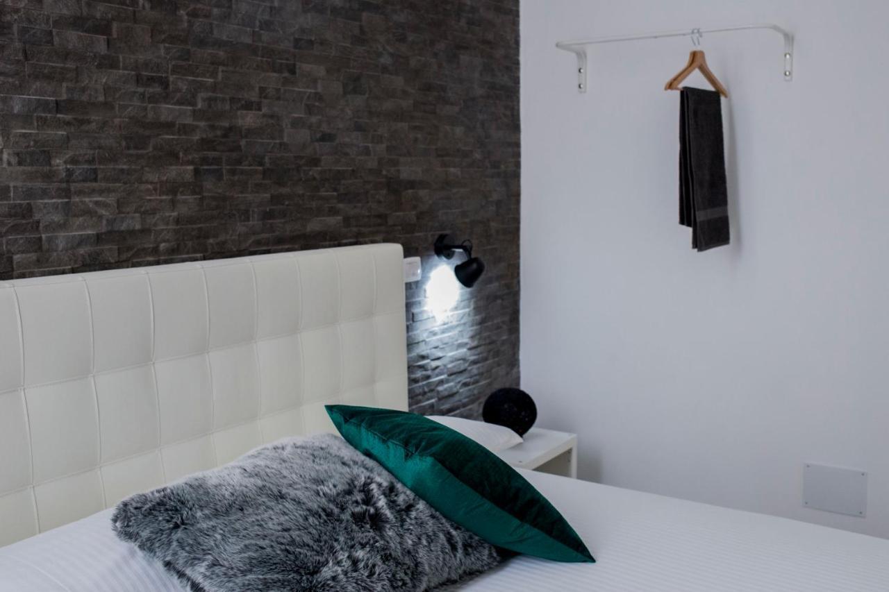 Al Cortile Del Re Luxury Home Катанія Екстер'єр фото