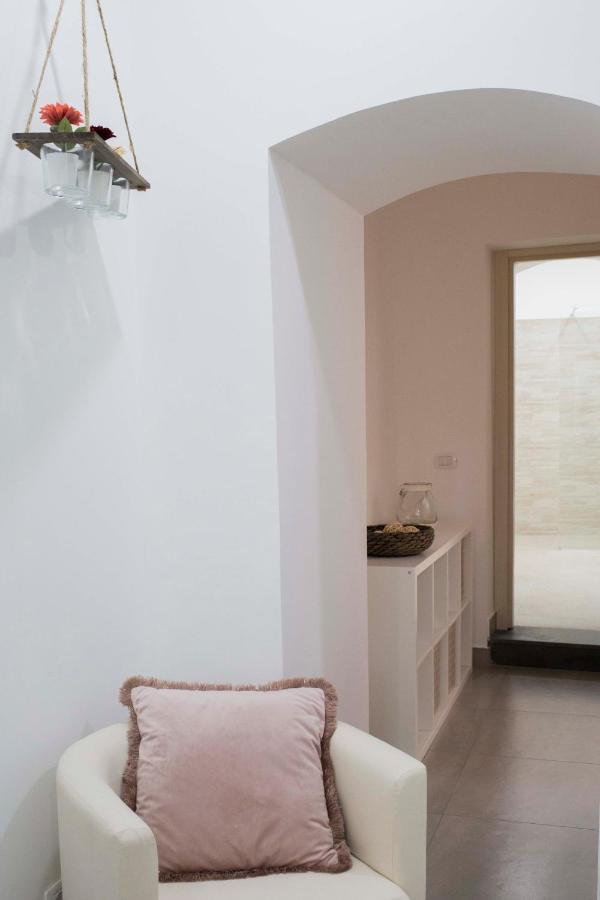 Al Cortile Del Re Luxury Home Катанія Екстер'єр фото